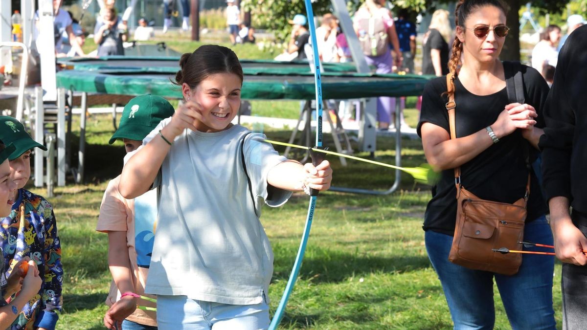 Großes Kinderfest zum Weltkindertag am Innenhafen in Duisburg