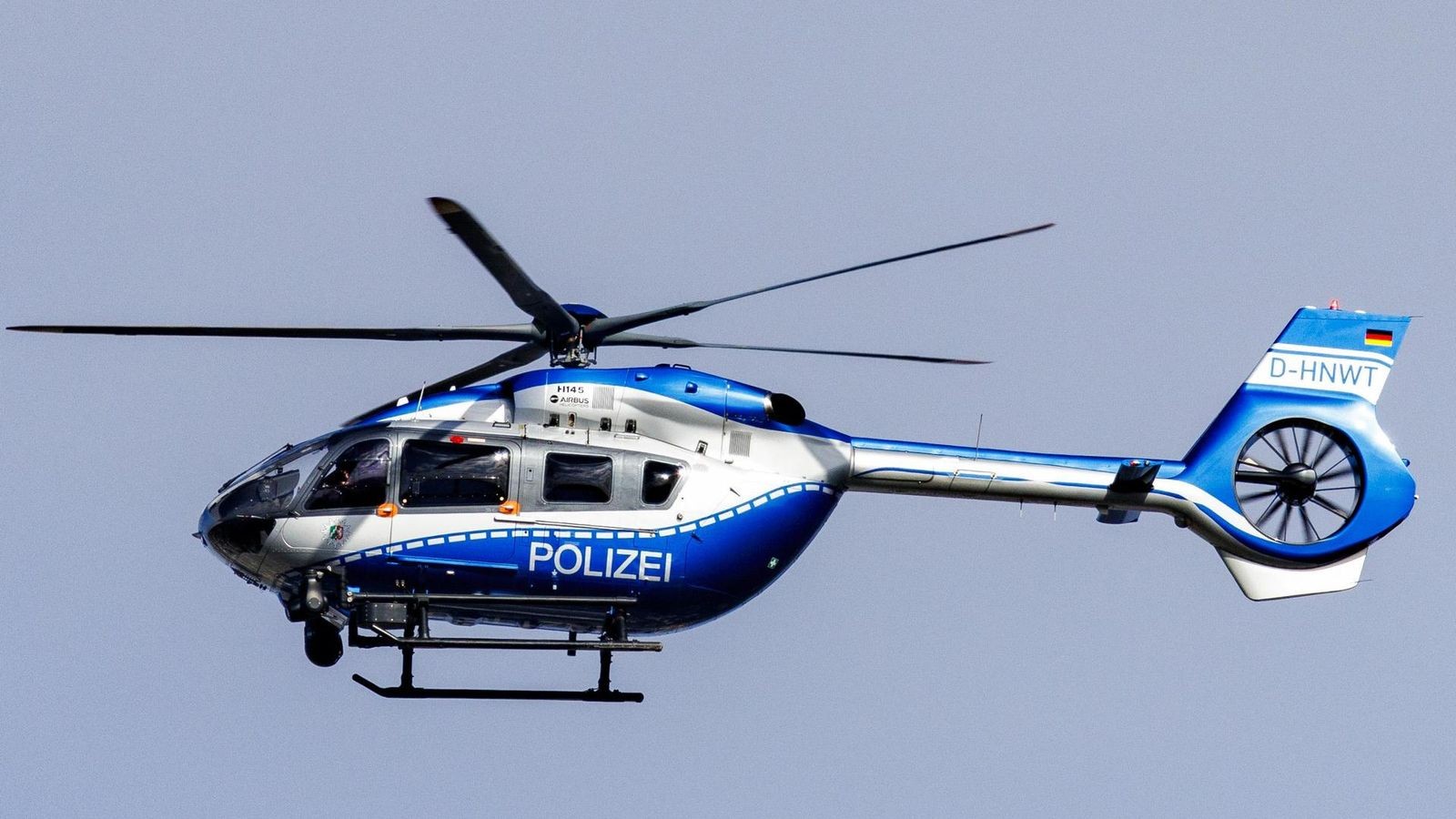 Hubschrauber über Essen: Suche nach flüchtigem Exhibitionisten
