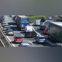 Auf der A46 ereignete sich ein Unfall.
