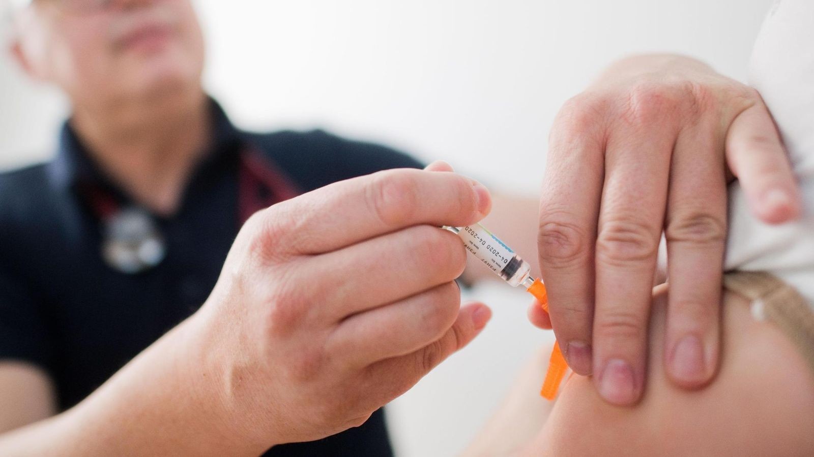 Impfung gegen Atemwegsvirus bietet überraschend Schutz