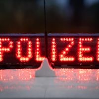 Zwei Verletzte bei Unfall auf der A12