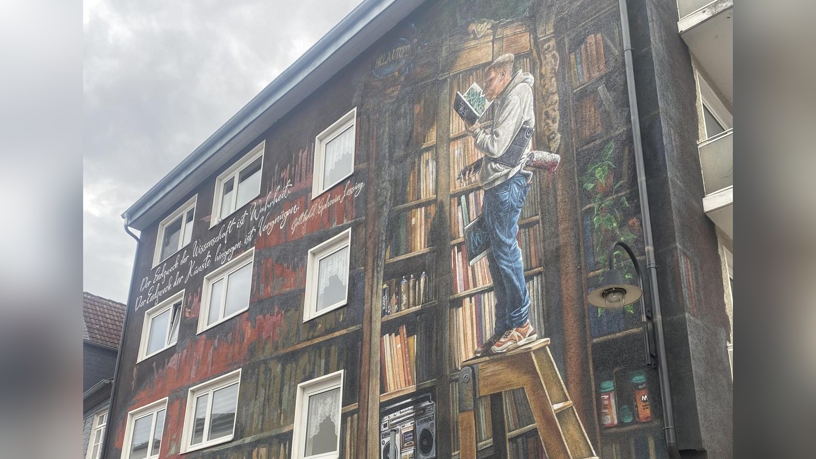 Graffiti-Kunst: Künstler besprüht Haus in Wolfenbüttels City - Braunschweiger Zeitung