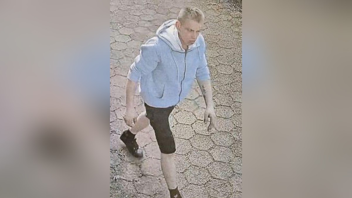 Dieser Mann gilt als tatverdächtig für den Einbruch in Gladbeck.