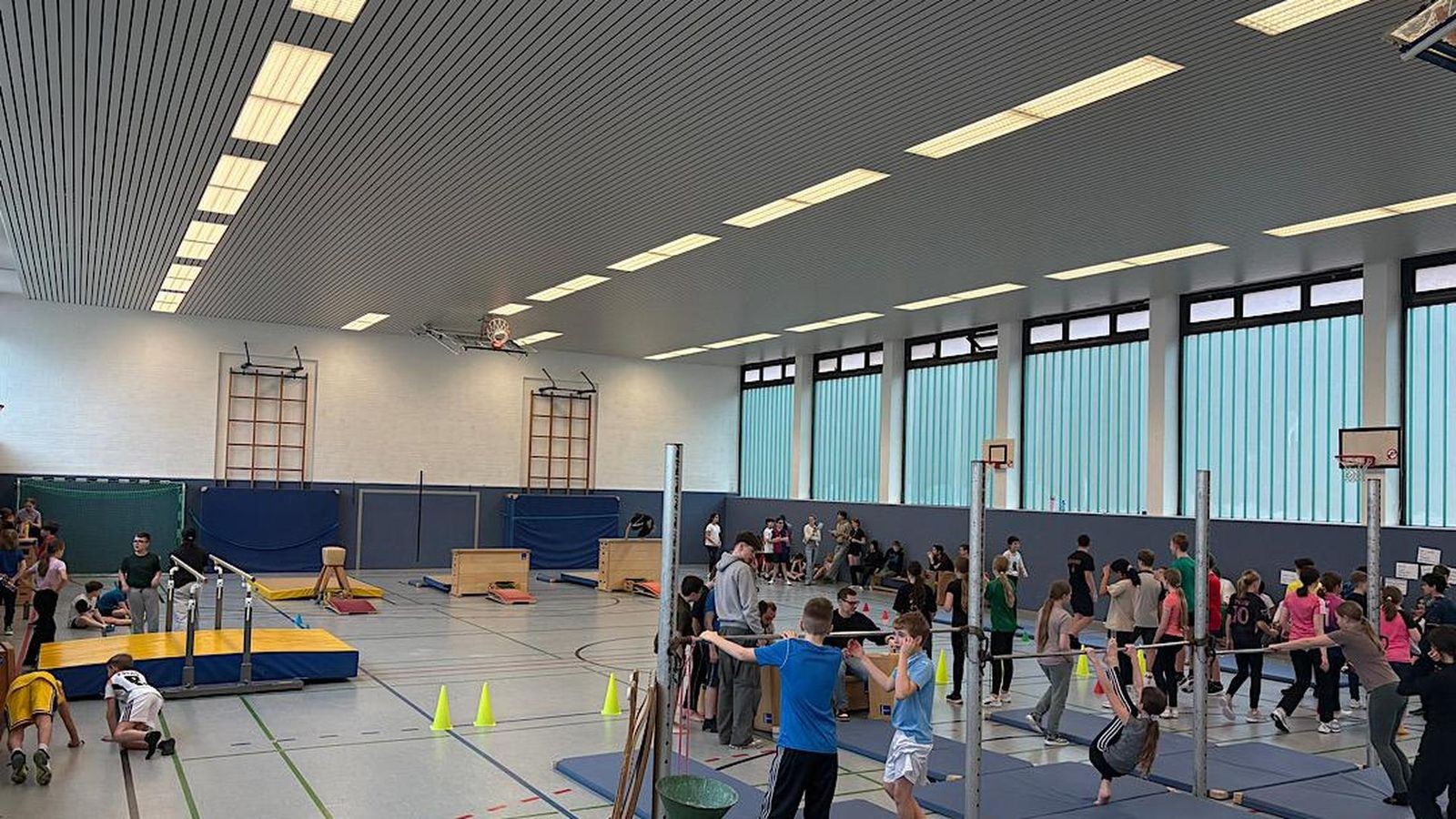 Eltern schlagen Alarm: Unhaltbare Sporthallen-Zustände in Gelsenkirchen