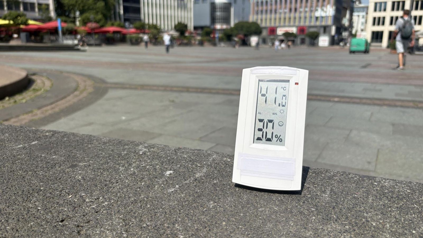 So warm ist es wirklich in der Innenstadt