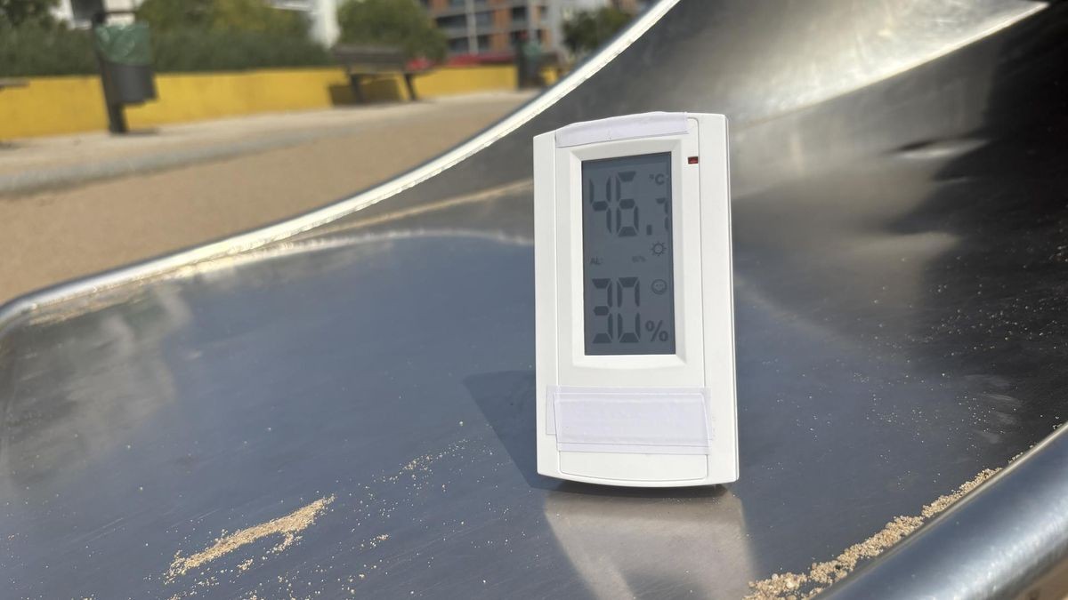 Durch die Sonne aufgeheizt - Spitzenreiter unserer Messung ist eine Metallrutsche mit über 46 Grad.