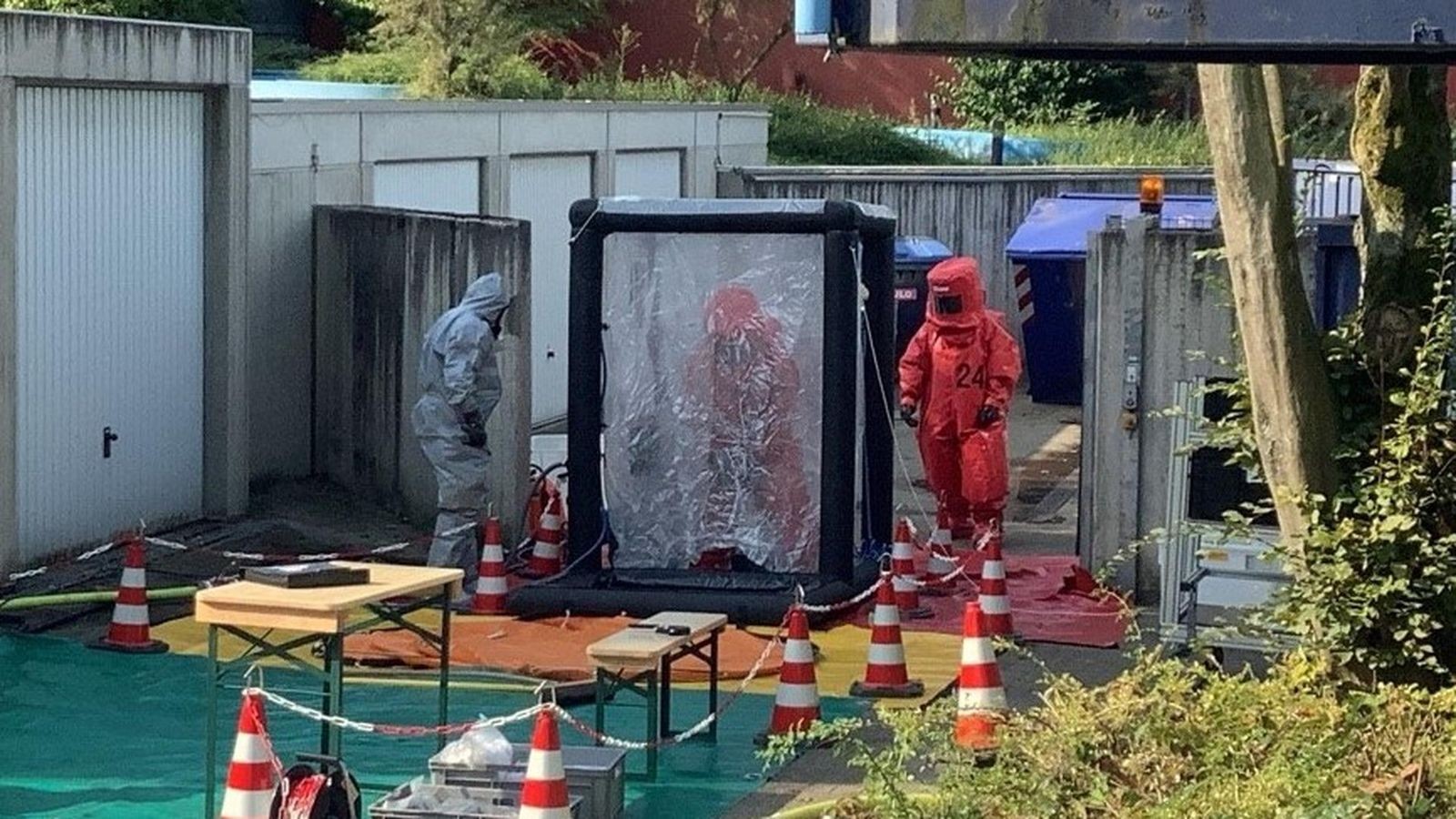 Chlorgas-Austritt in Gelsenkirchen: Feuerwehr im Spaß-Bad