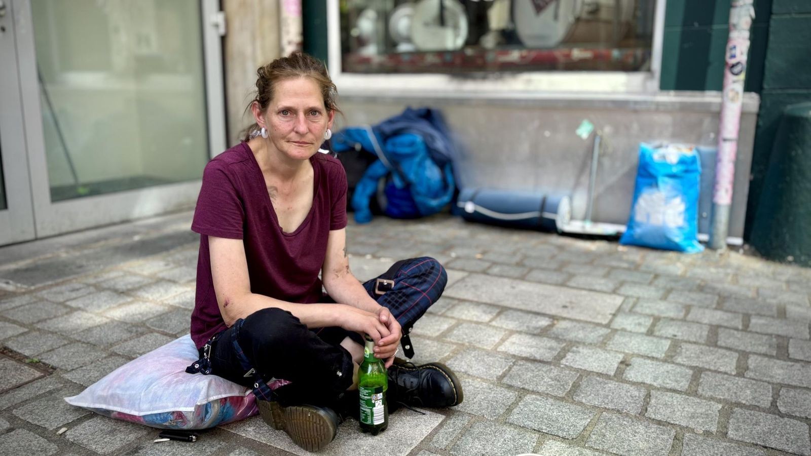 Kaum ein Obdachloser wählt – Düsseldorferin Isi (48): „Fühl‘ mich unsichtbar“