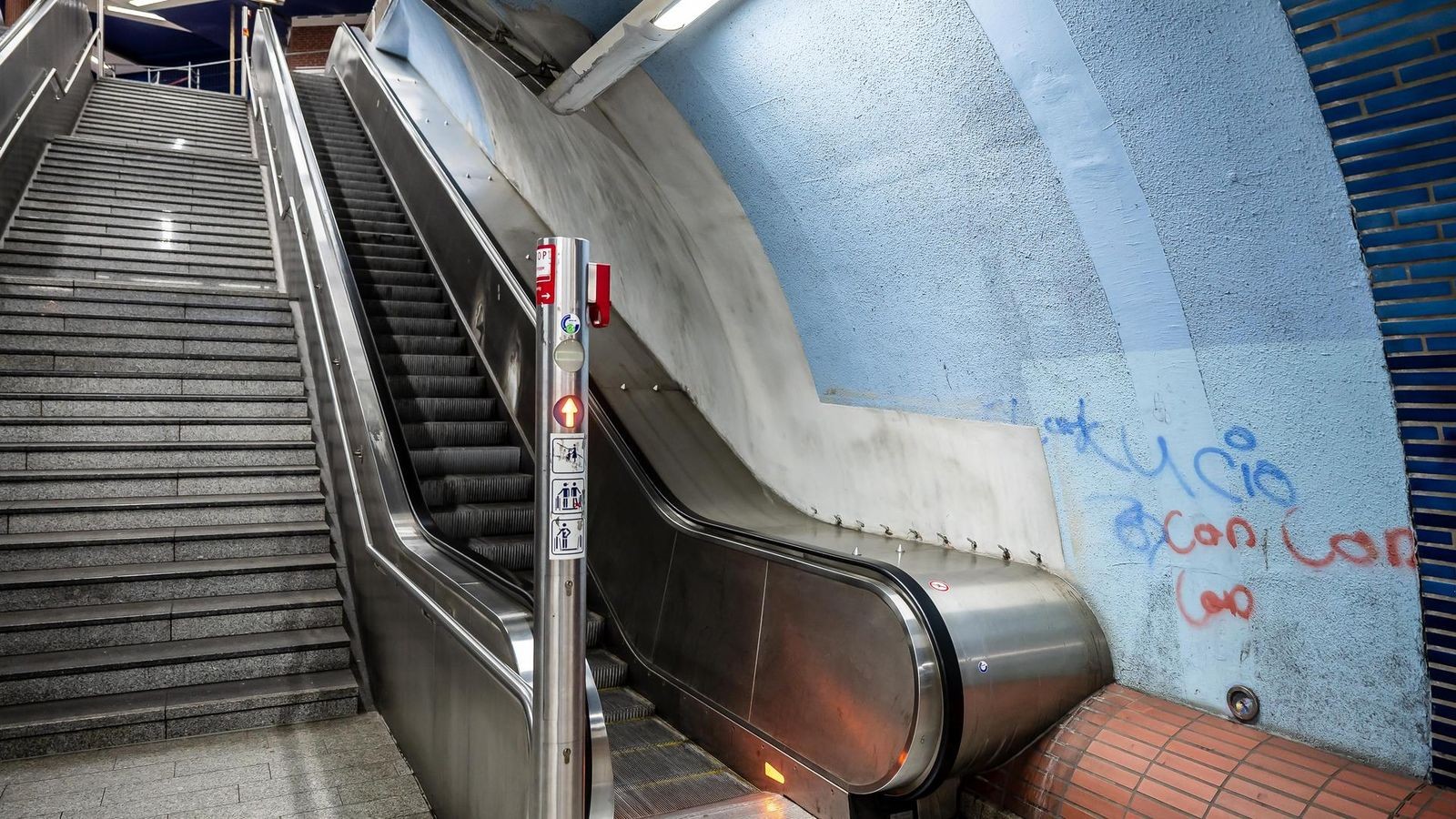Rolltreppe an zentraler Mülheimer Haltestelle steht monatelang still