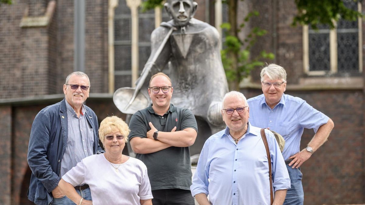 Die bisherigen Bezirksbürgermeister in Gelsenkirchen (v.li.): Thomas Fath, Marion Thielert, Dominic Schneider, Joachim Gill und Wilfried Heidl (alle SPD). 