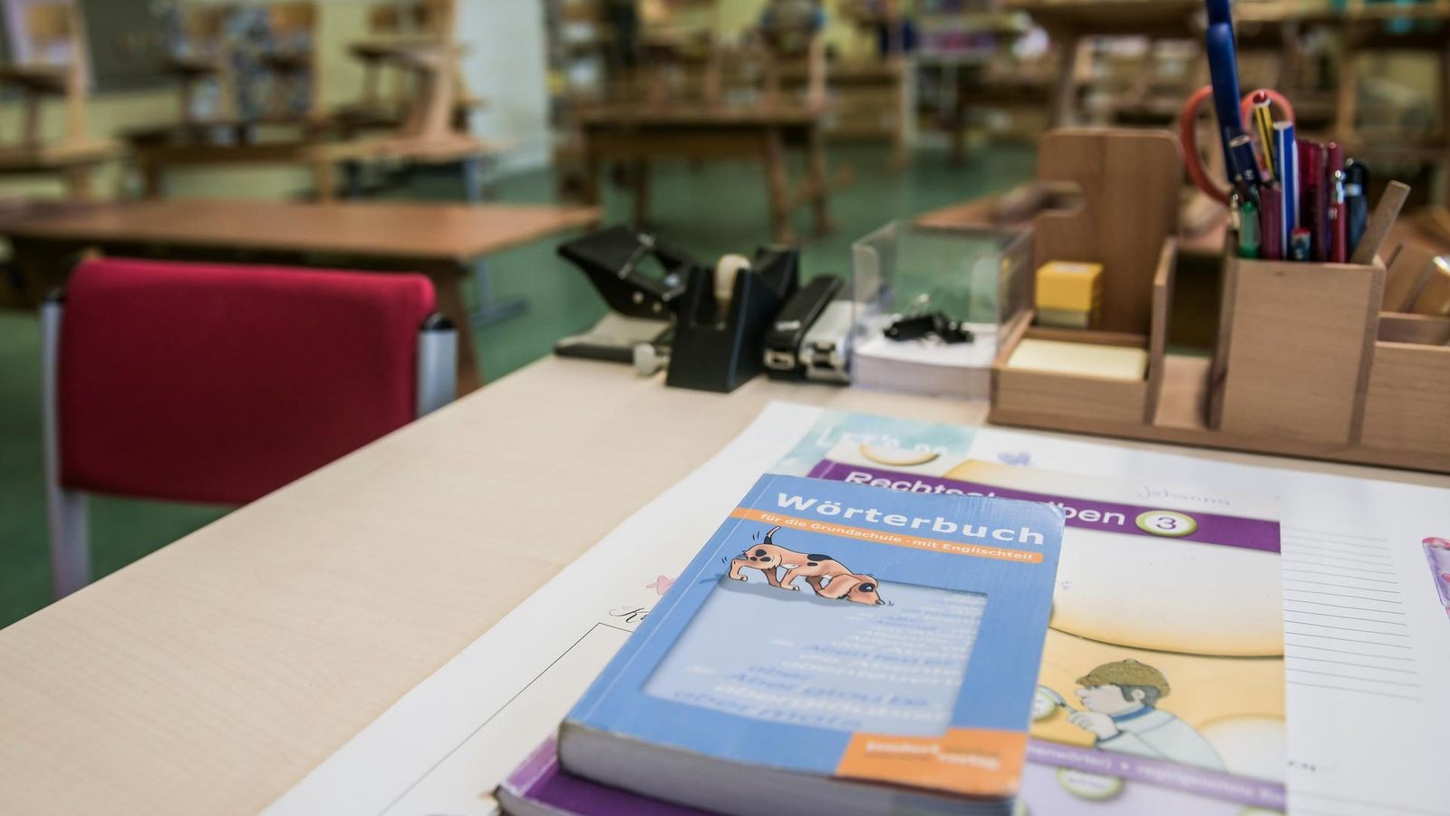 Duisburger Lehrerin 16 Jahre krankgeschrieben: umfassende Prüfung