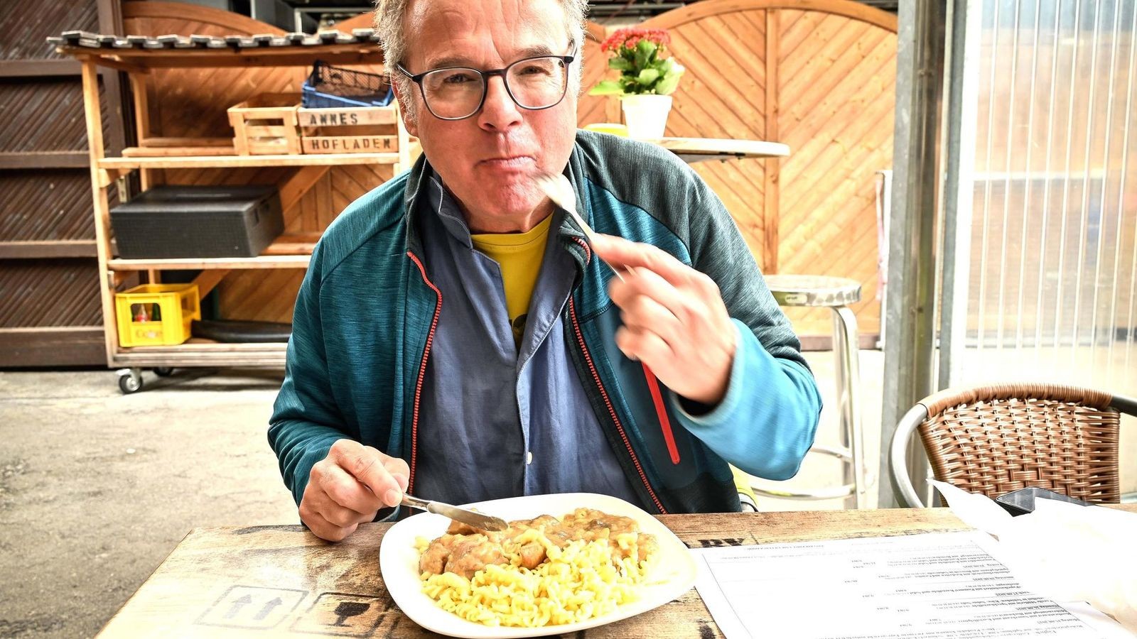 Kunden lieben Pfannkuchen und Frikadellen