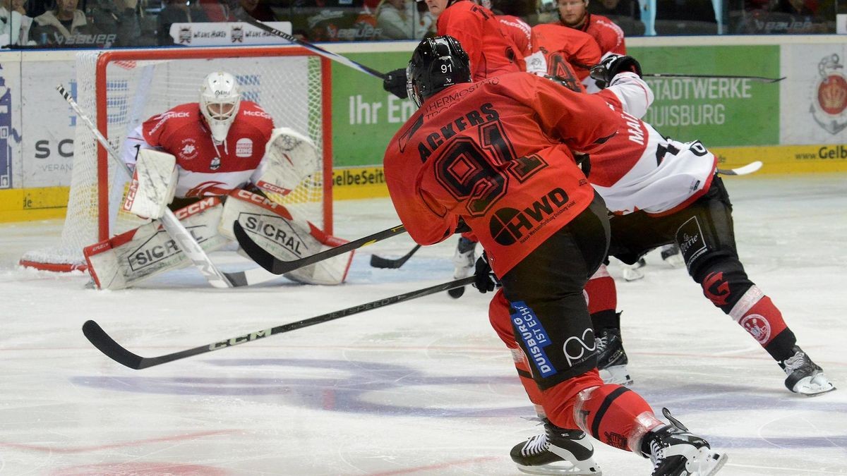 Sport / Duisburg / Wedau: Eishockey 