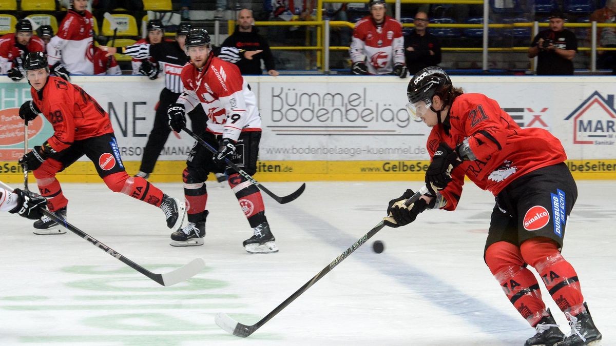 Sport / Duisburg / Wedau: Eishockey 