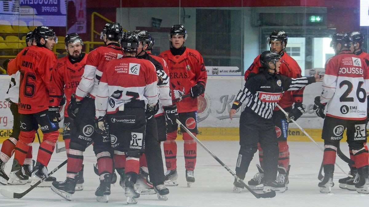 Sport / Duisburg / Wedau: Eishockey 