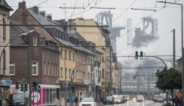 Zischgeräusche und starker Dampf in Duisburg: Was dahinter steckt