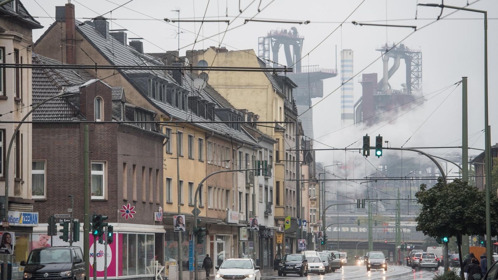 Zischgeräusche und starker Dampf in Duisburg: Was dahinter steckt