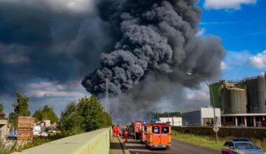 Weitere Gas-Explosionen halten Retter auf Abstand