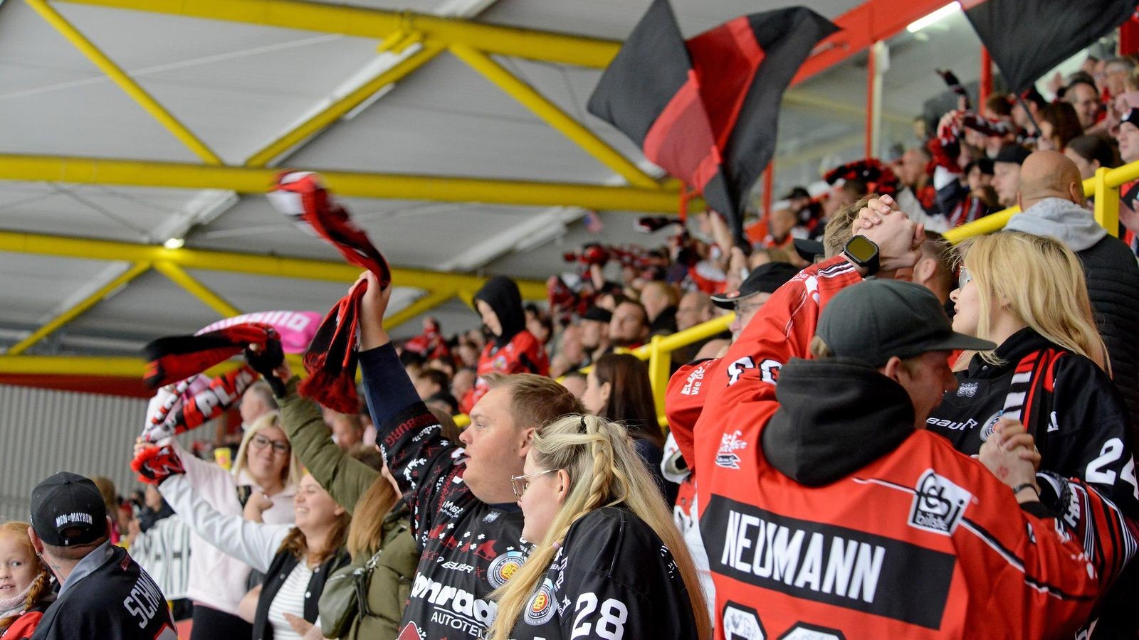 Füchse Duisburg siegen gegen Amiens – die Fotos zum Spiel