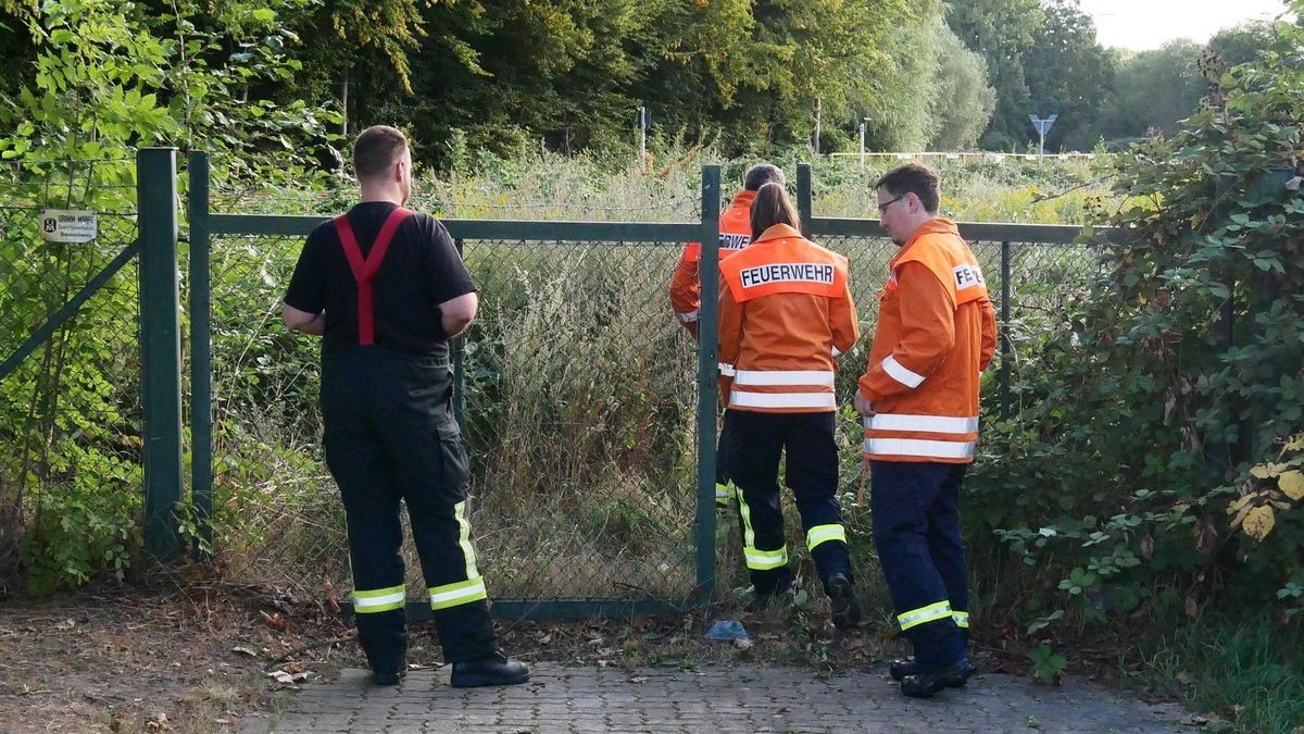 Wo steckt der zehnjährige Junge? Die Einsatzkräfte versuchen, keine Ecke bei ihrer Suche auszulassen.