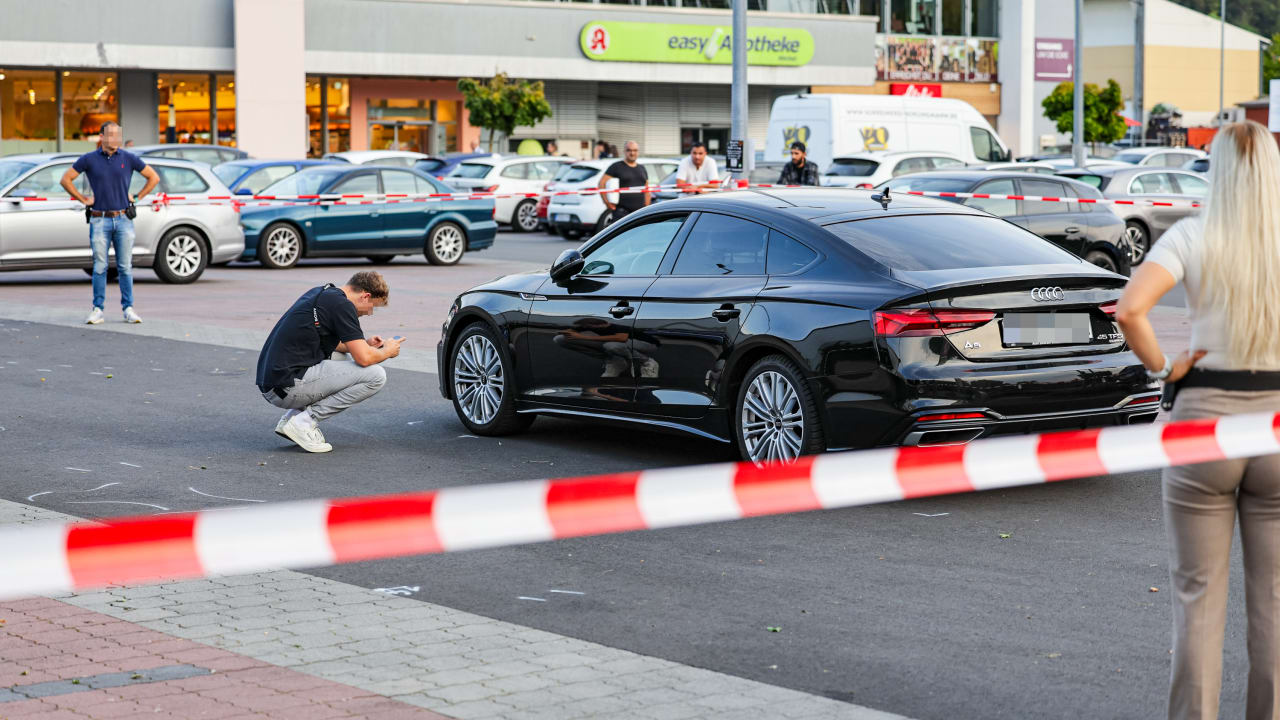 Höchst: Frau nach Streit vor Supermarkt angefahren – Lebensgefahr | Regional