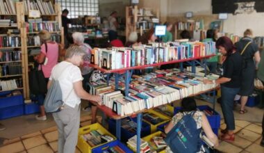 Günstiger Lesestoff für den guten Zweck beim Bücherbasar