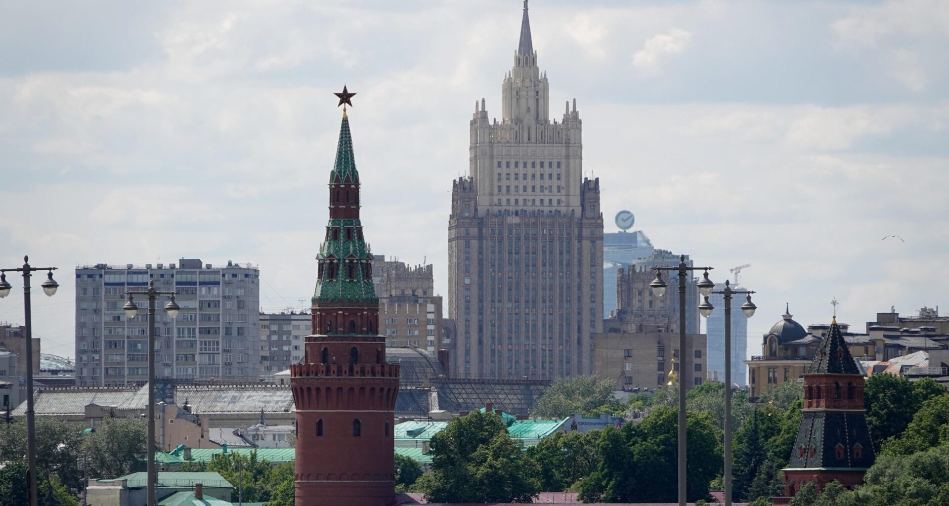 Moskau reagiert kühl auf Trumps Atom-U-Boot-Manöver – russische Experten warnen vor realer Bedrohung.