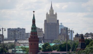 Moskau reagiert kühl auf Trumps Atom-U-Boot-Manöver – russische Experten warnen vor realer Bedrohung.
