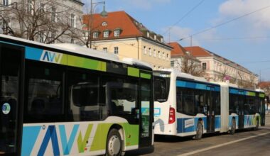 „Vertrauensvorschuss“ für Fusion von AVV und MVV: Augsburger Stadtrat fasst Grundsatzbeschluss