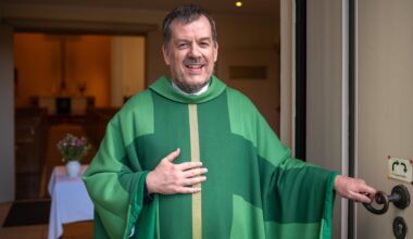 Berlin: Pastor Martens kämpft um Kirchenasyl | Politik