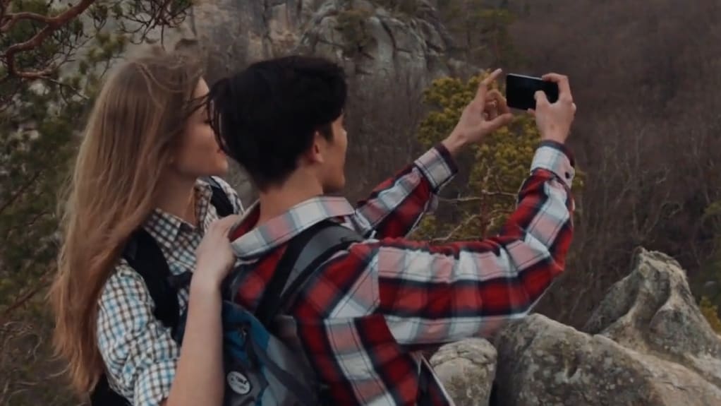 Diese 5 Hotspots zum Selfie machen sollten Sie meiden! | Leben & Wissen