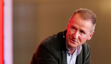 "Feind unserer Gesellschaft": Ex-VW-Chef Diess teilt heftig gegen Elon Musk aus