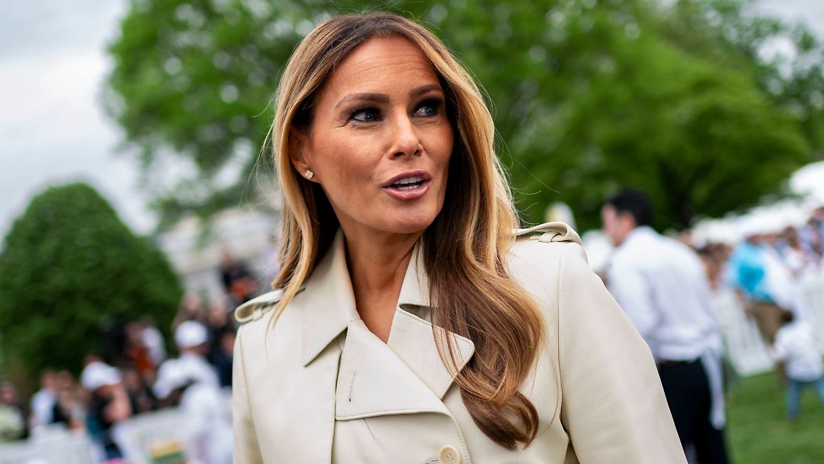 Trump übergibt Friedensbotschaft: Das steht in Melanias Brief an Putin