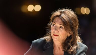 Iris Berben wird 75 – in Hamburg flog sie von der Schule
