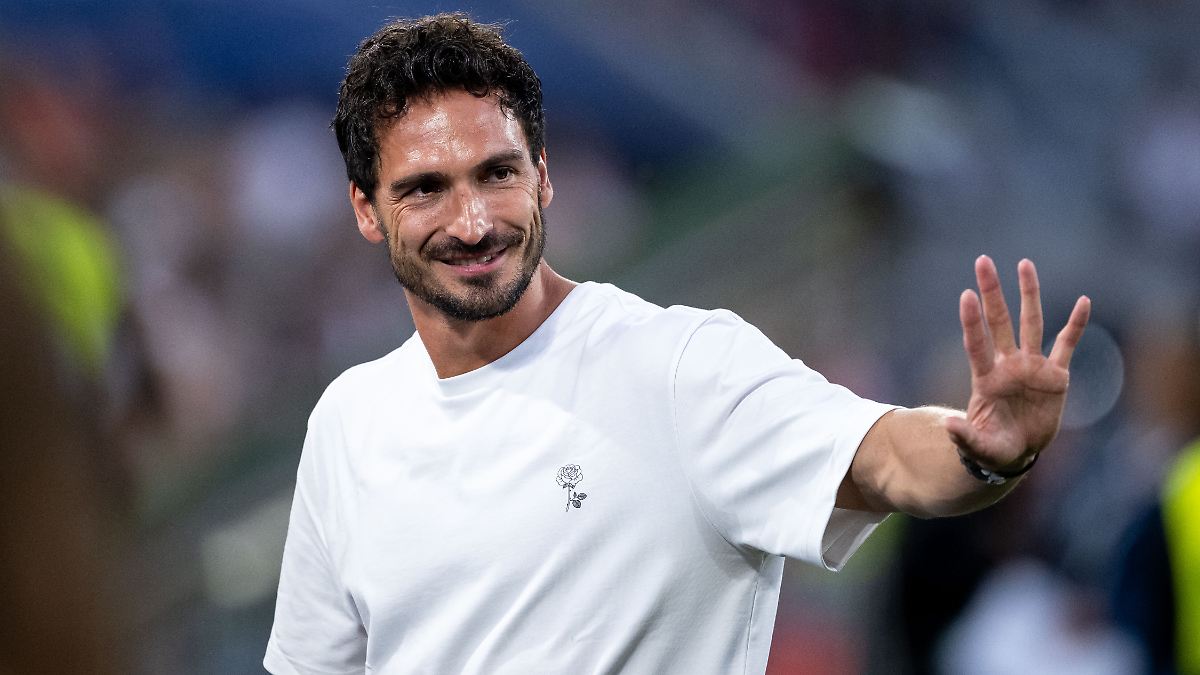 Happy End mit Verzögerung: Mats Hummels wird noch einmal für den BVB spielen