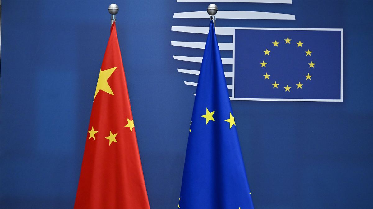 Nach EU-Maßnahme: China verhängt Sanktionen gegen zwei Banken der Europäischen Union