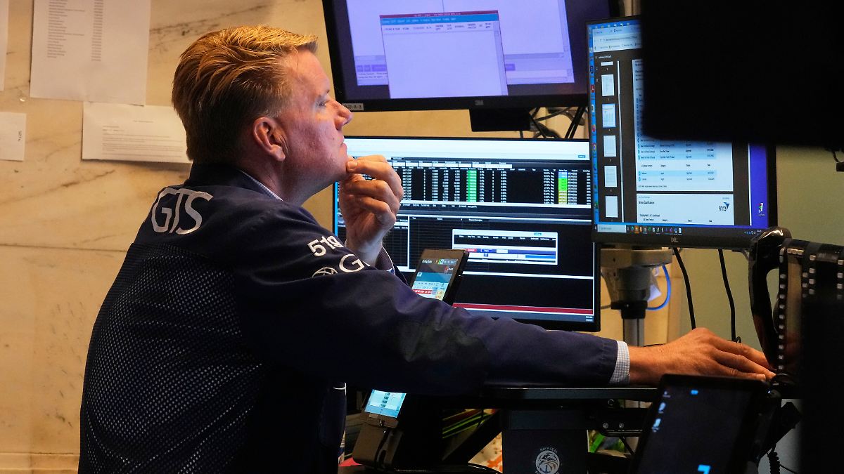 Intel rückt in den Fokus: US-Erzeugerpreise dämpften Zinshoffnungen an der Wall Street