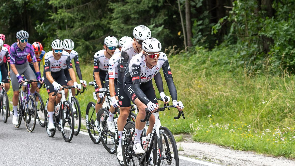 Der Sport-Tag: Nach schwerem Sturz: Ärzte versetzen Pogacar-Kollegen ins künstliche Koma