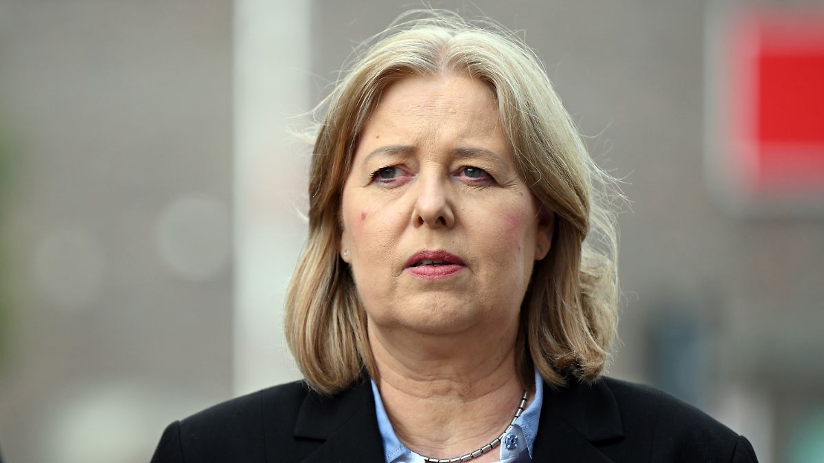Bas kündigt mehr Sanktionen an: Bericht: Regierung will Bürgergeld-Nullrunde im nächsten Jahr
