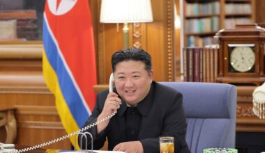 Telefonat vor Trump-Treffen: Kim Jong Un sagt Putin uneingeschränkte Unterstützung zu