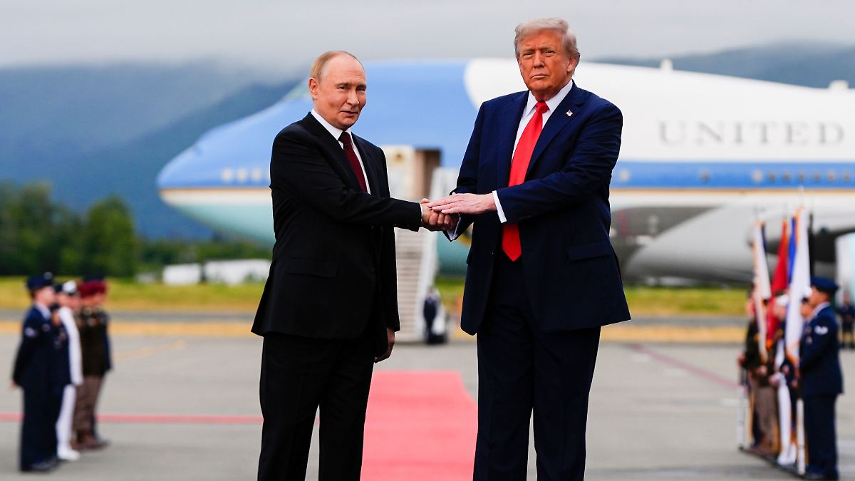 Große Mehrheit der Deutschen: Umfrage: Trump kommt Putin zu weit entgegen