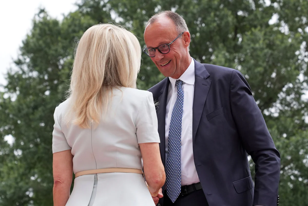 Gipfeltreffen USA-Ukraine - Bundeskanzler Merz am Weißen Haus eingetroffen - Politik
