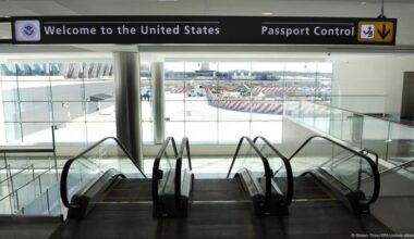 USA wollen mehr als 55 Millionen Visa-Inhaber überprüfen – DW – 22.08.2025
