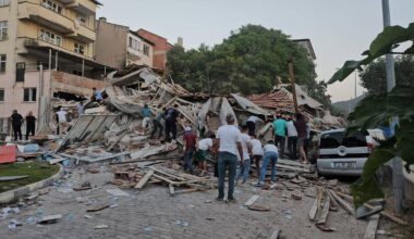 Auch in Istanbul zu spüren: Erdbeben erschüttert Westen der Türkei - ein Toter