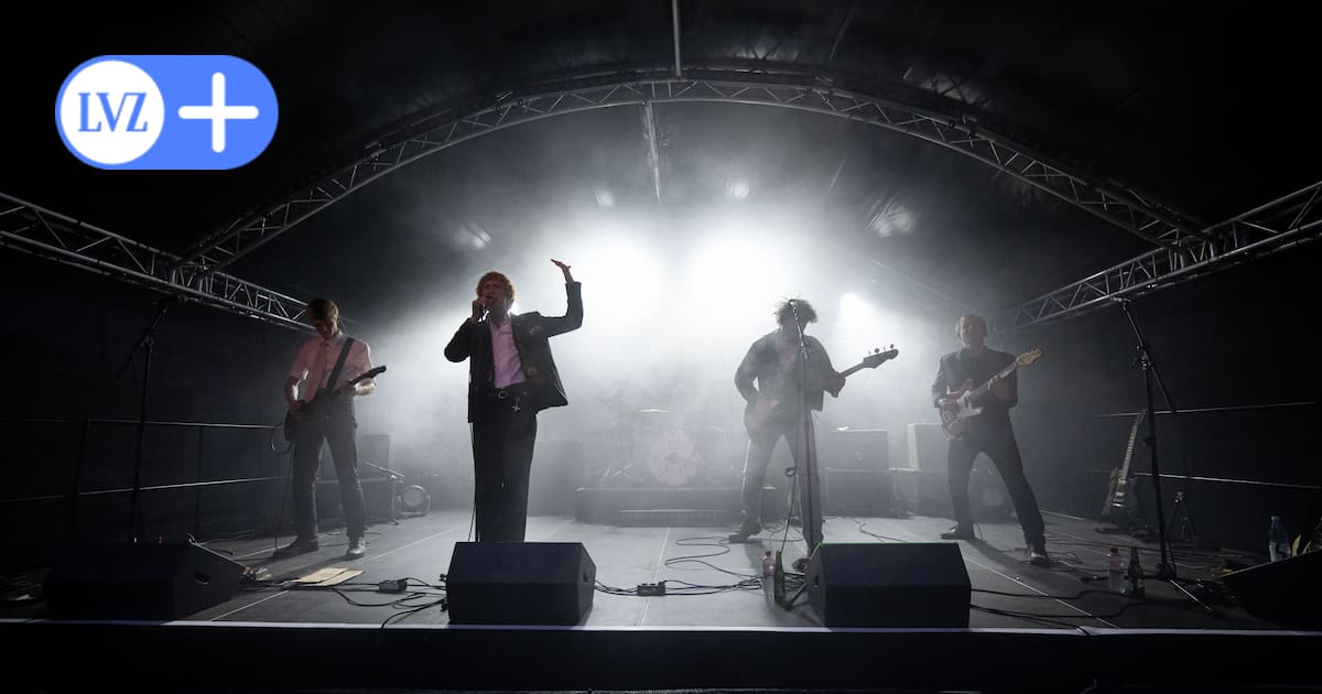Konzert von „Die Verlierer“ am Panometer auf der Sommerbühne