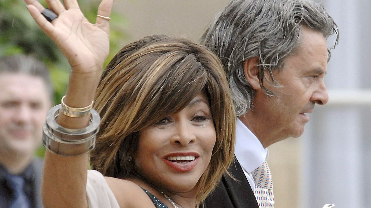 Deutscher Musikmanager Bach: Tina Turners Witwer soll neue Liebe gefunden haben