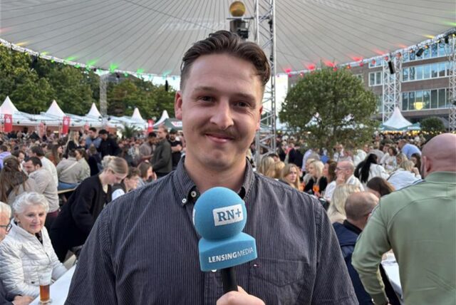 Unser Reporter live bei der Gourmedo in Dortmund zur Lasershow am Samstagabend.