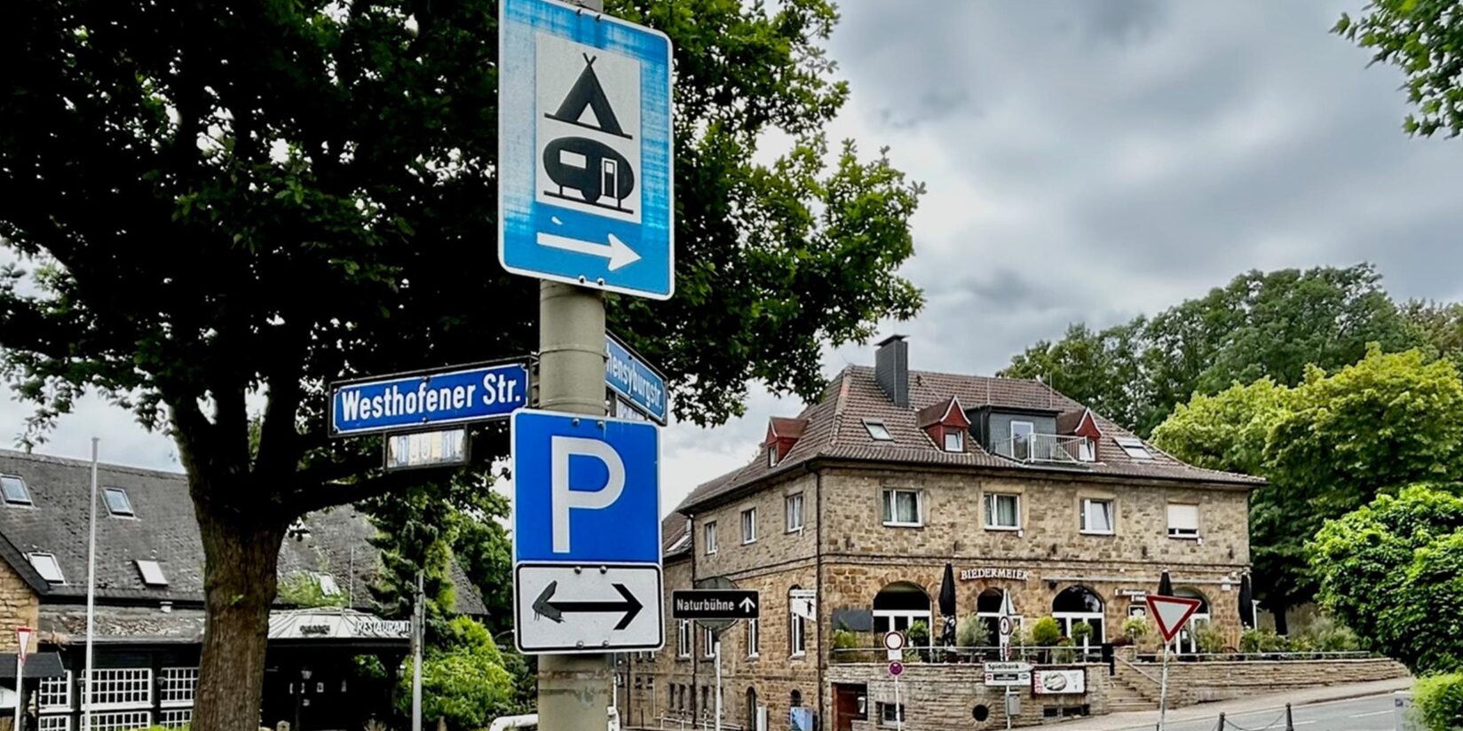 83-Jähriger auf Parkplatz in Syburg ausgeraubt