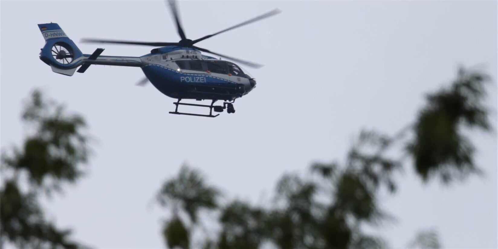 Polizeihubschrauber am Dienstag über Schüren und Aplerbeck
