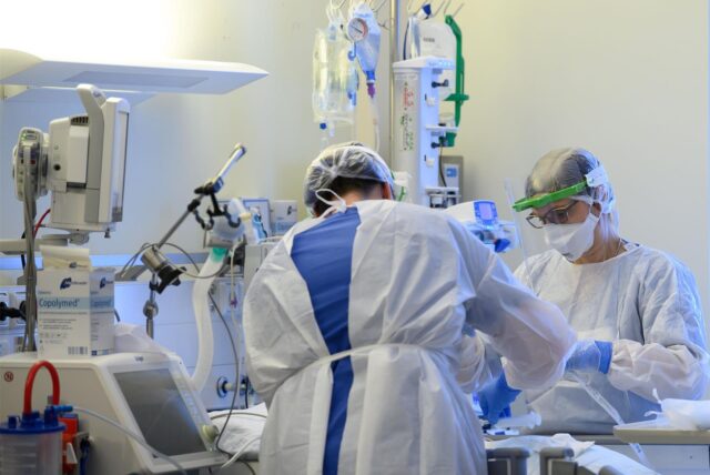 Der niederländische Corona-Patient starb auf der Intensivstation (Symbolbild).